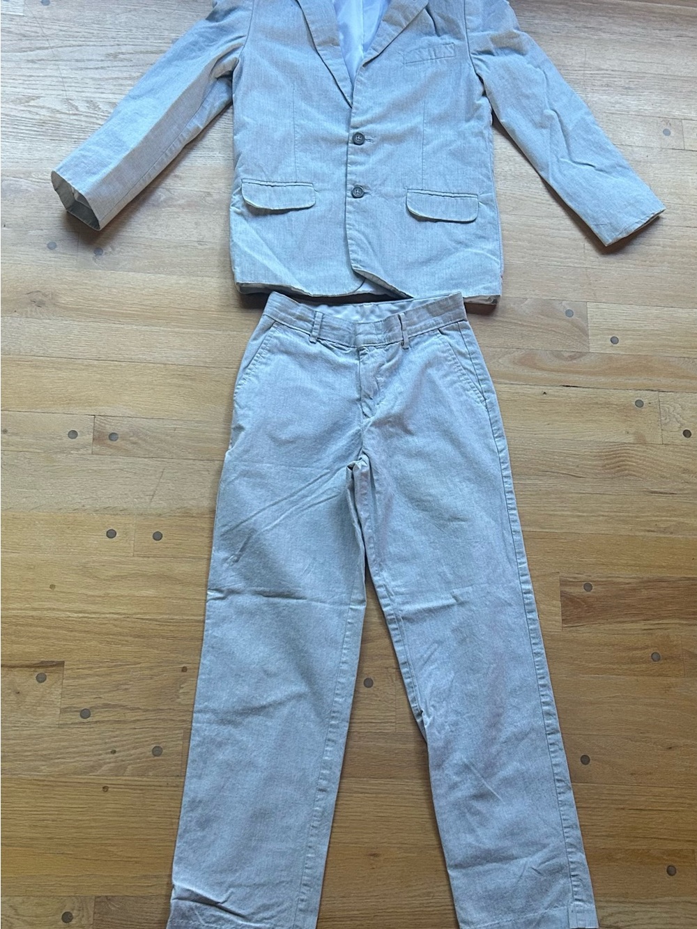 Boys' Light Gray Two-Piece Blazer and Trousers Set
